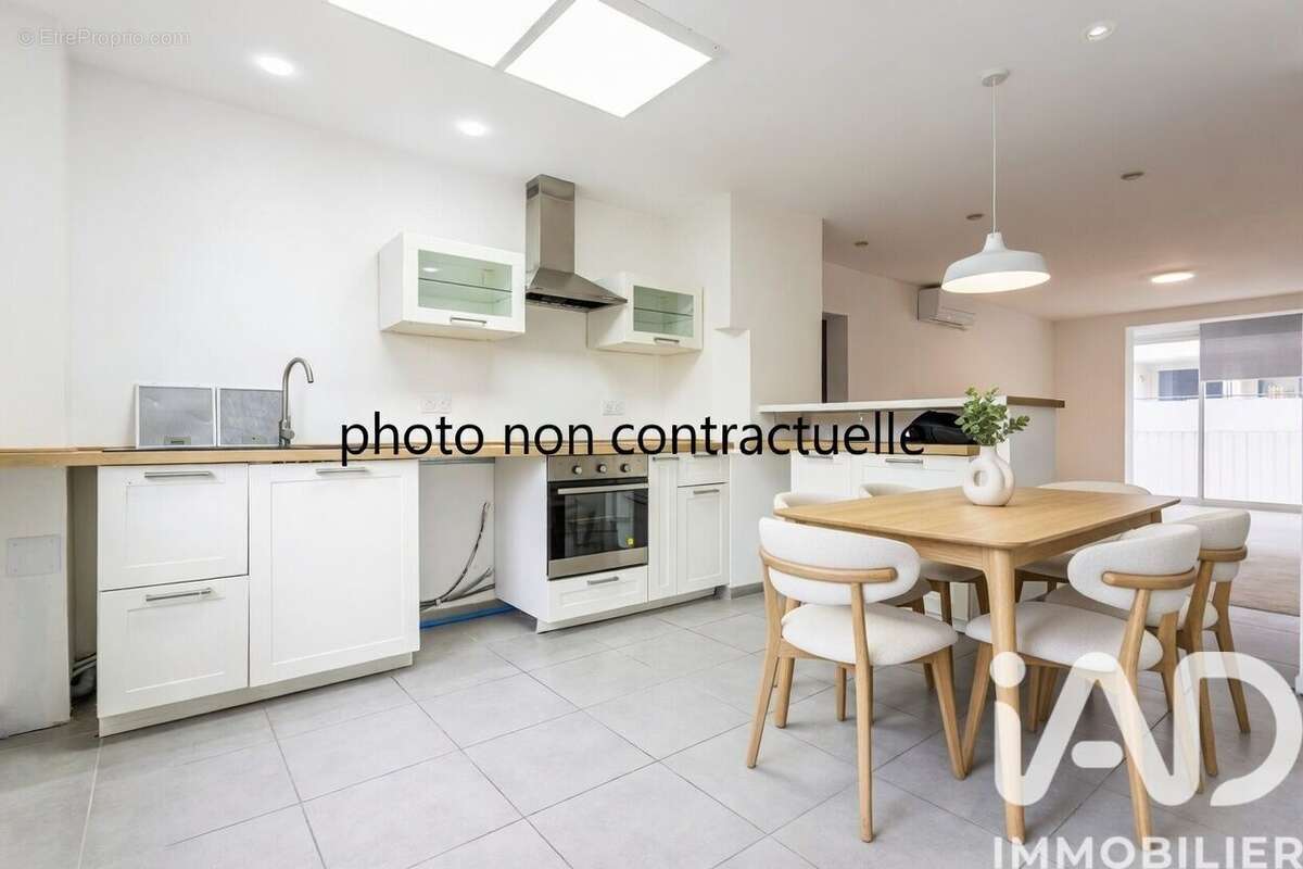 Photo 6 - Appartement à VILLENEUVE-LES-AVIGNON