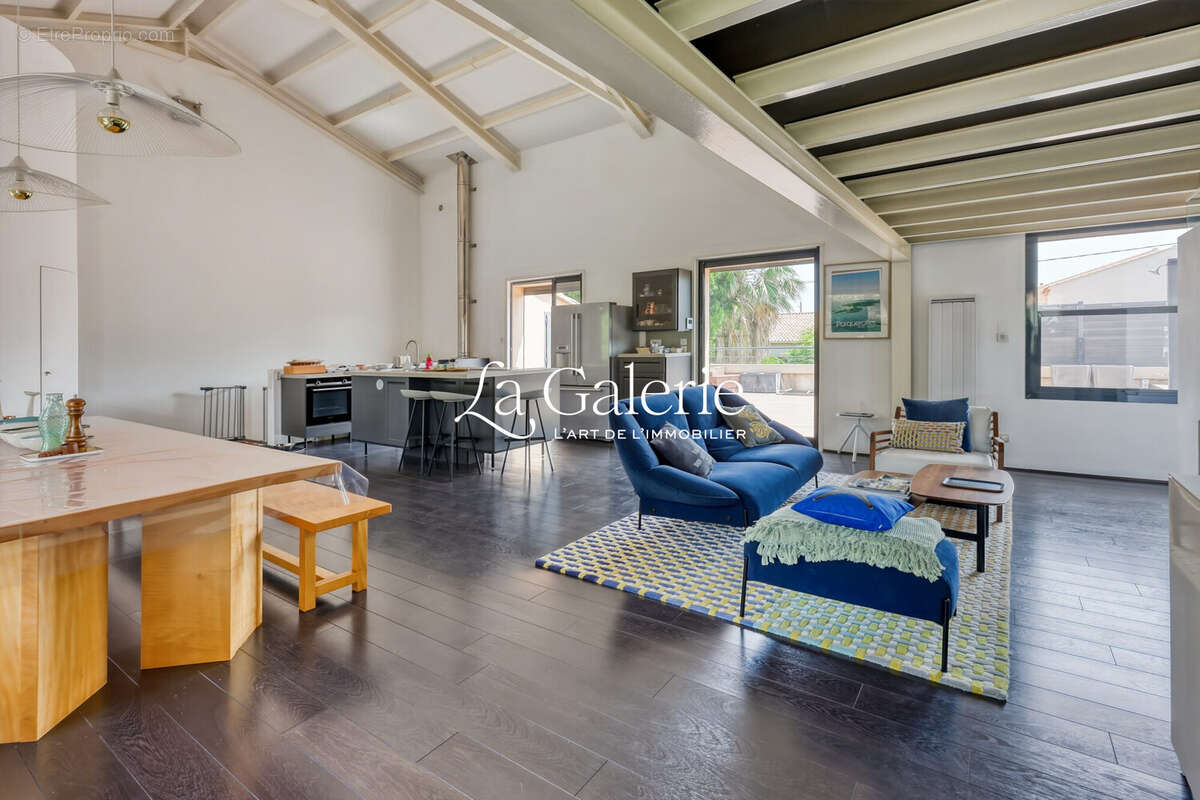 Appartement 140 m² à Hyeres  - photo 7