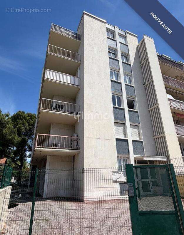 Studio proche centre et transports urbains - photo 5
