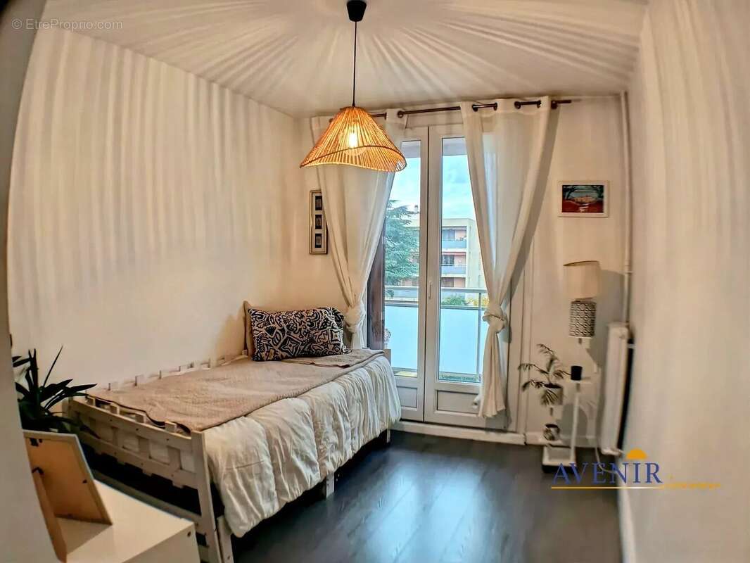 Appartement à MARSEILLE-12E