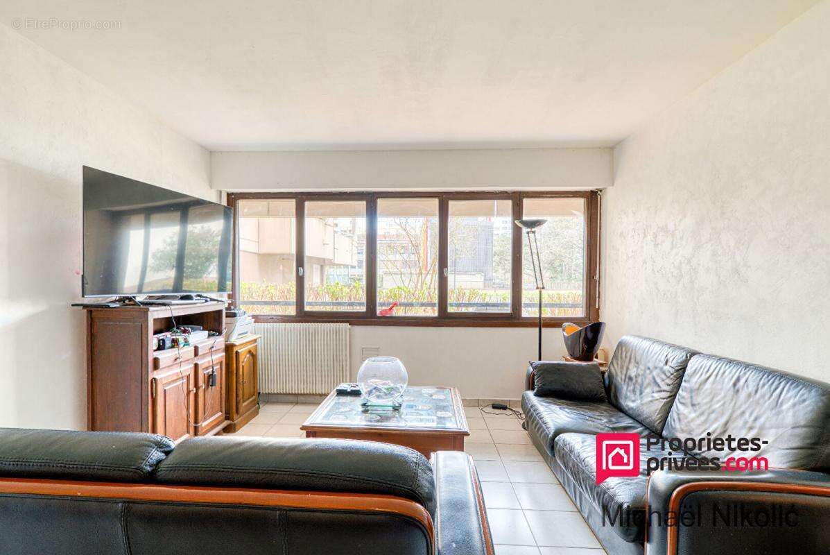 Appartement à LYON-9E