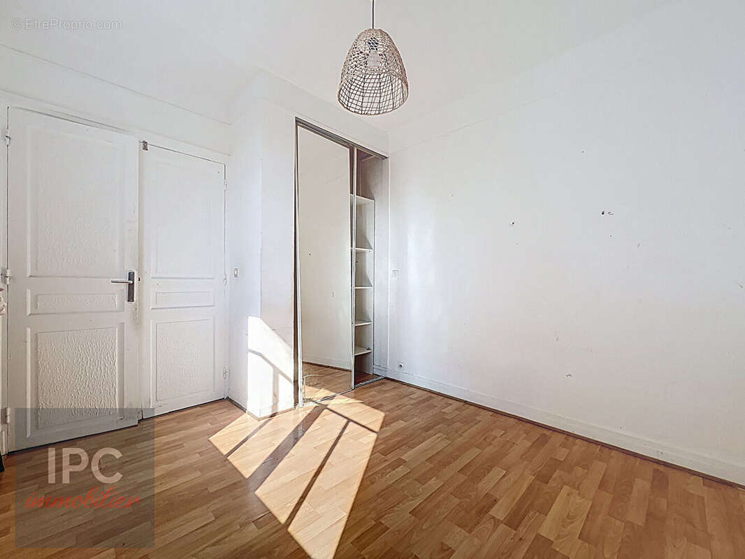 Appartement à BOIS-COLOMBES