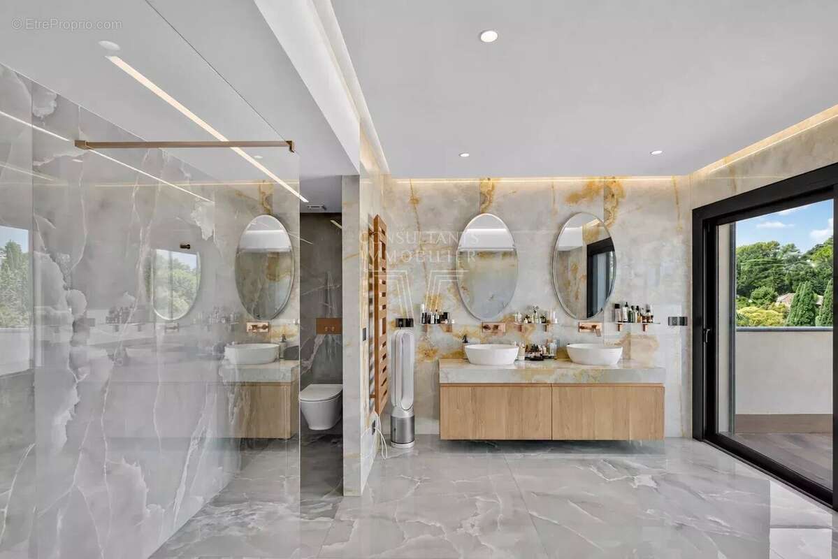 Valbonne. luxueuse villa contemporaine - photo 9