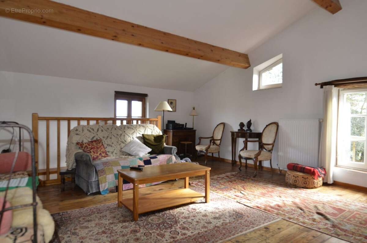 Salon - Maison à BASSOUES