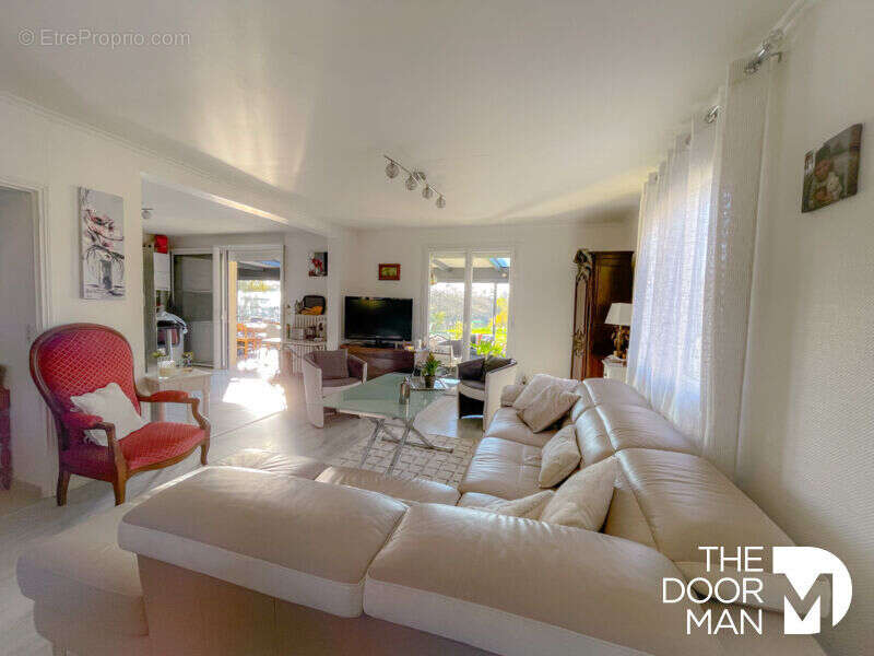 Maison à COURVILLE-SUR-EURE