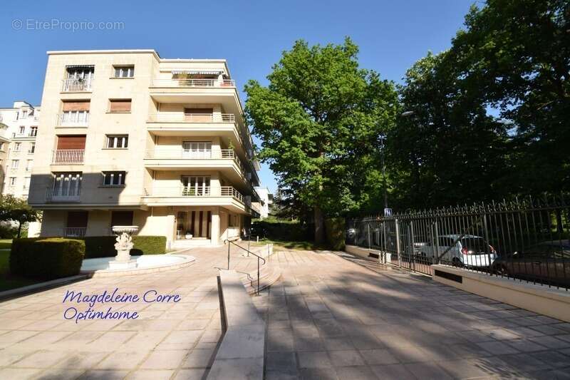 Appartement à FONTENAY-SOUS-BOIS