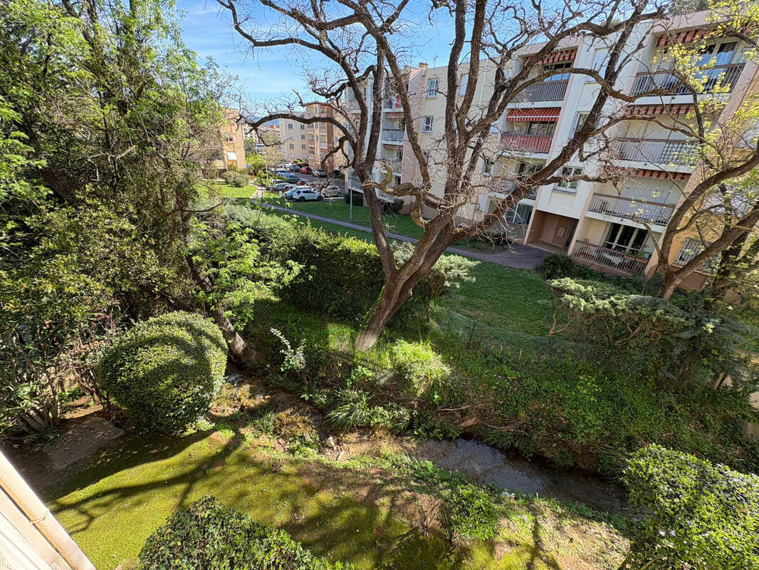 Appartement à HYERES