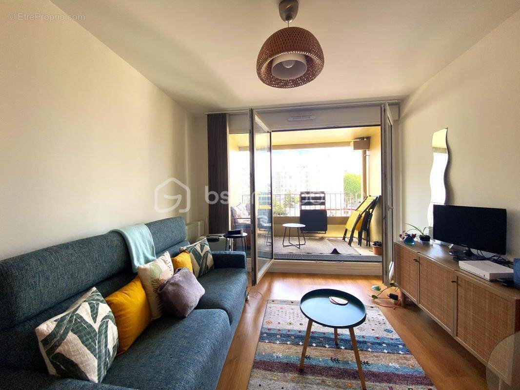 Appartement à AUBERVILLIERS