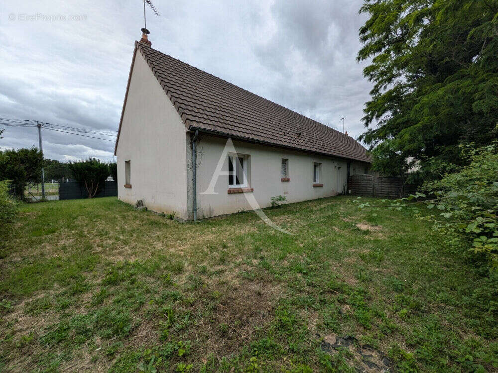 Maison à ONZAIN