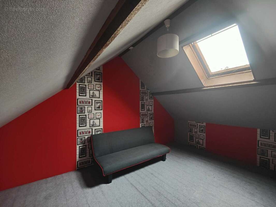 Maison à SERY-LES-MEZIERES