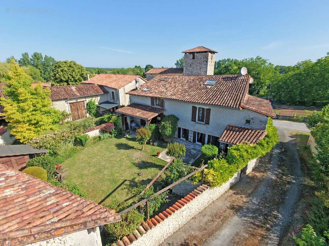 Maison à RIBERAC
