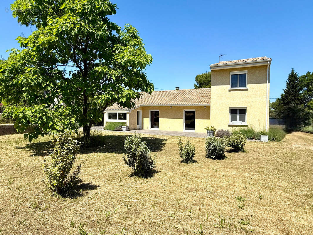 Maison à BOLLENE