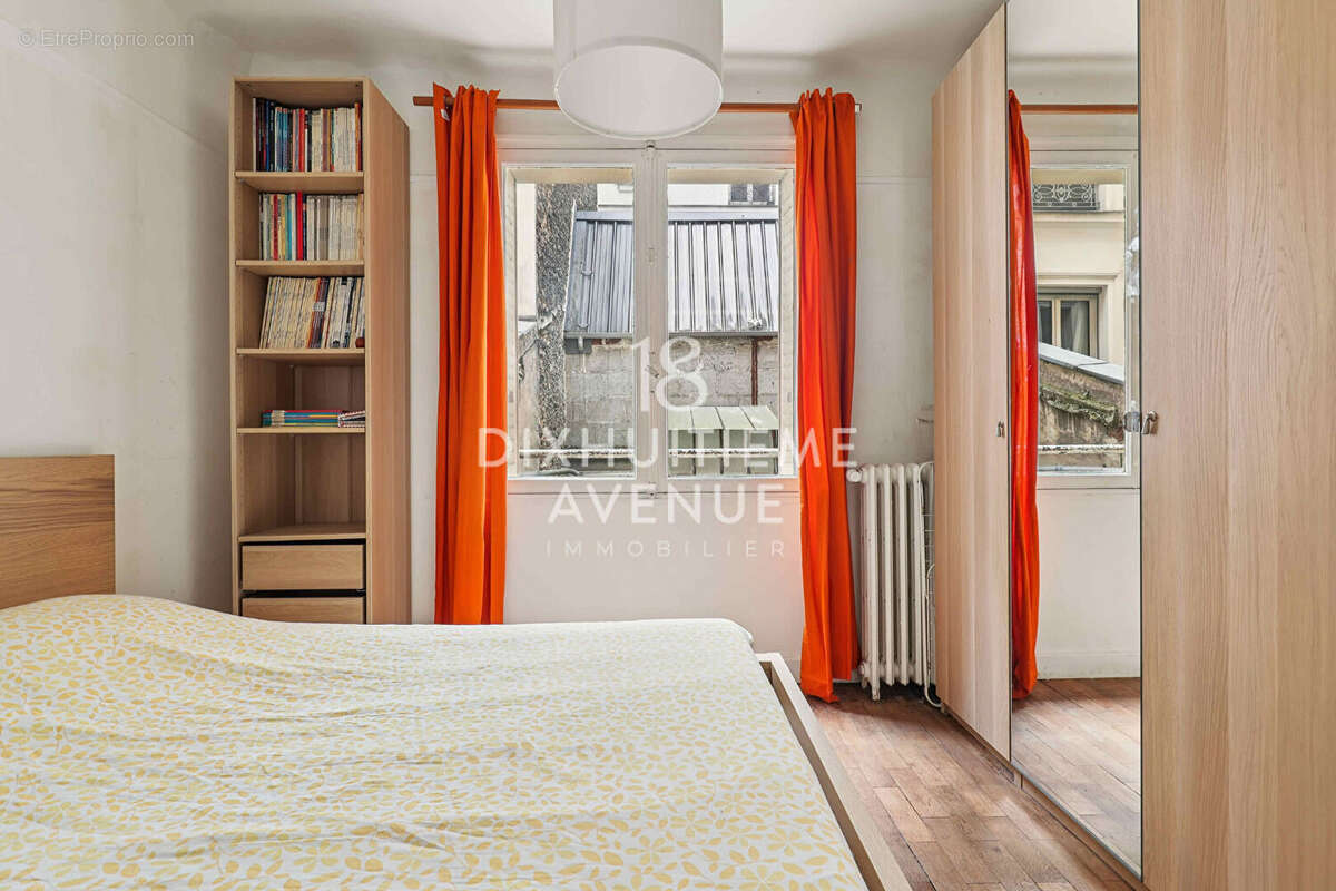 Appartement à PARIS-18E