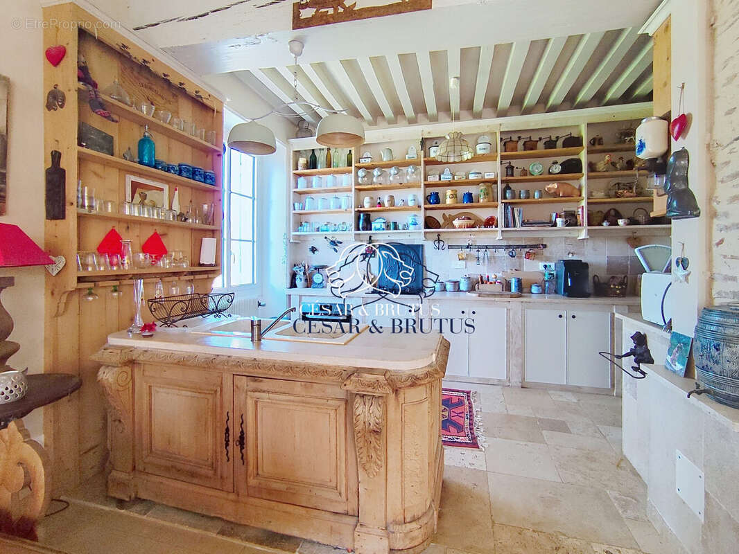 Maison 254 m² à Chandon  - photo 7