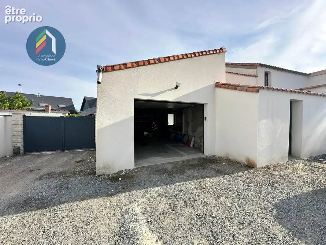 Maison familiale T7, 1000m2 de jardin avec dépendances - photo 20