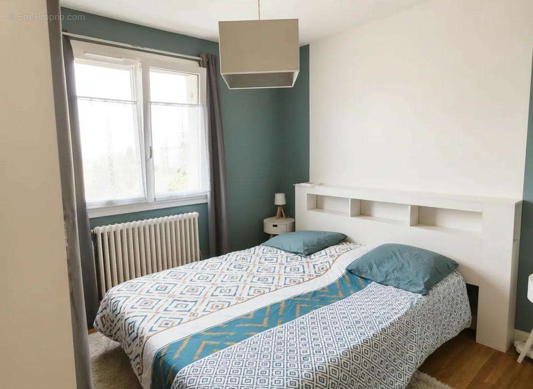 Maison louée 5 pièces avec grand jardin à Chaptelat - photo 6