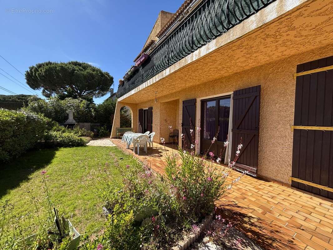 Maison à SIX-FOURS-LES-PLAGES