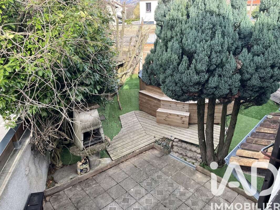Photo 3 - Maison à BRIE-ET-ANGONNES