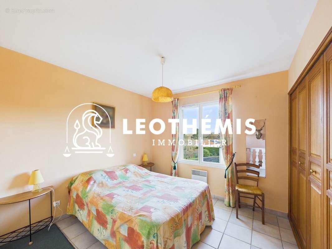 Maison à LES MATHES