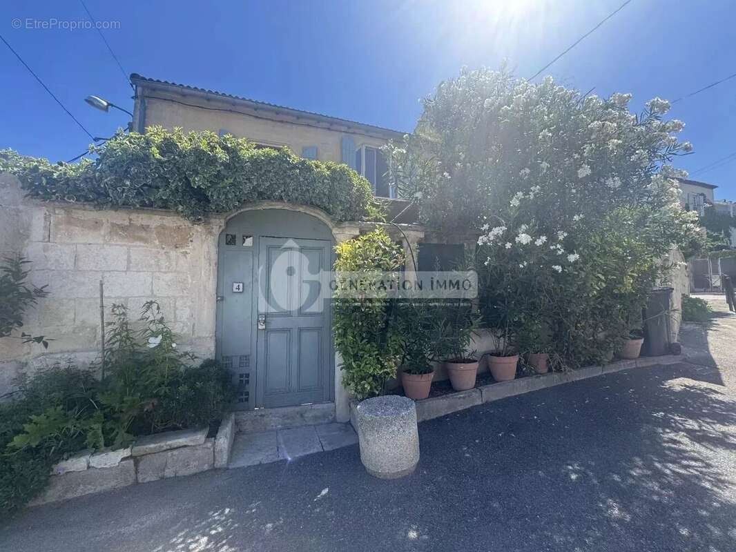Maison ancienne rénovée T5 coeur de village de Fontvieille - photo 24