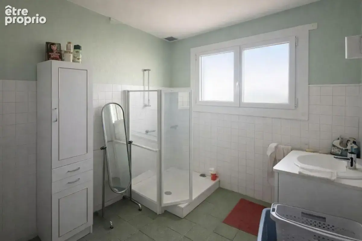 Maison 97 m² à Fontenay-Le-Comte  - photo 3