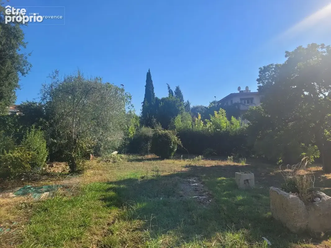Terrain à bâtir de 1100 m² à CAGNES-SUR-MER (06) - photo 2