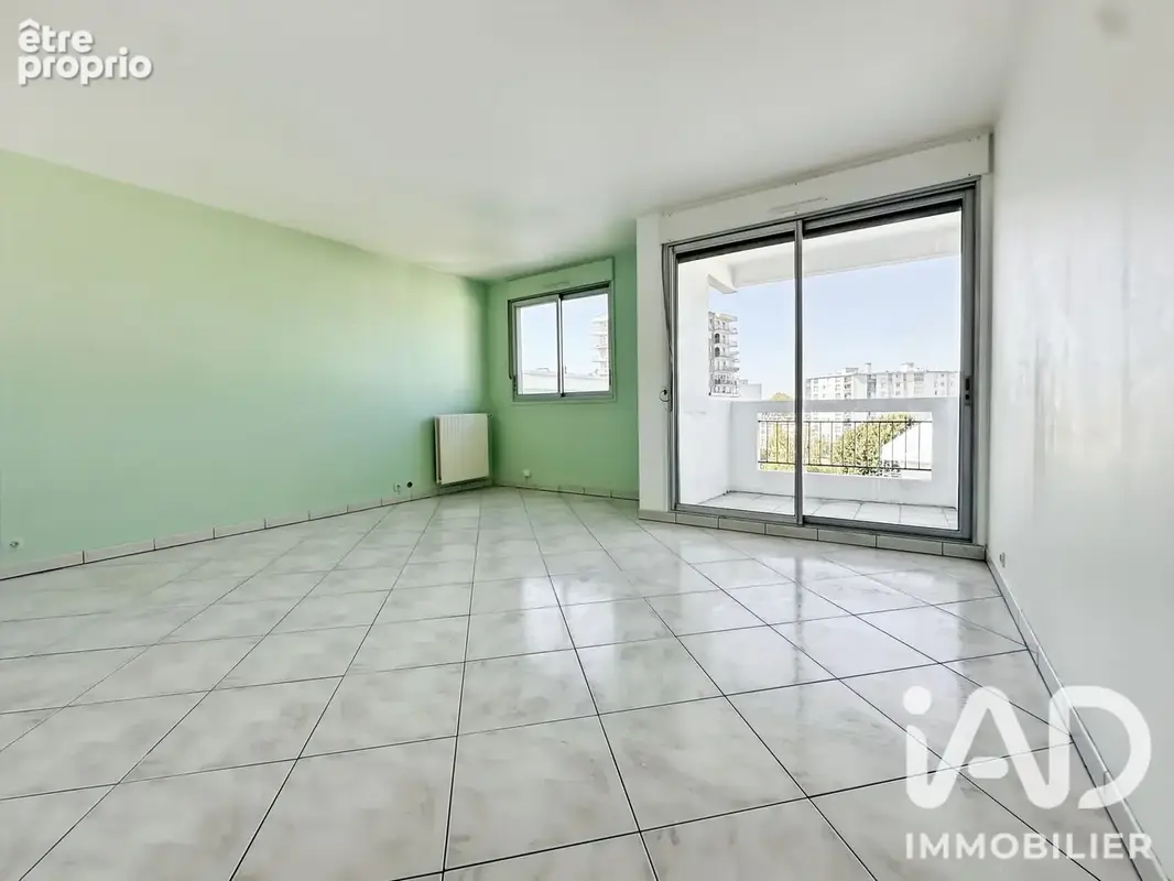 Photo 1 - Appartement à CHELLES