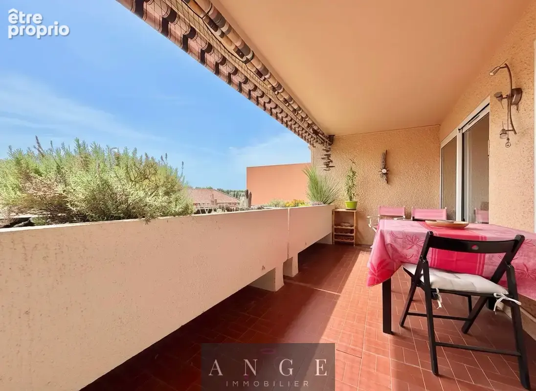Appartement standing t4 - 91,54m2 - terrasse - ascenseur - parking residence - le pradet centre - photo 11