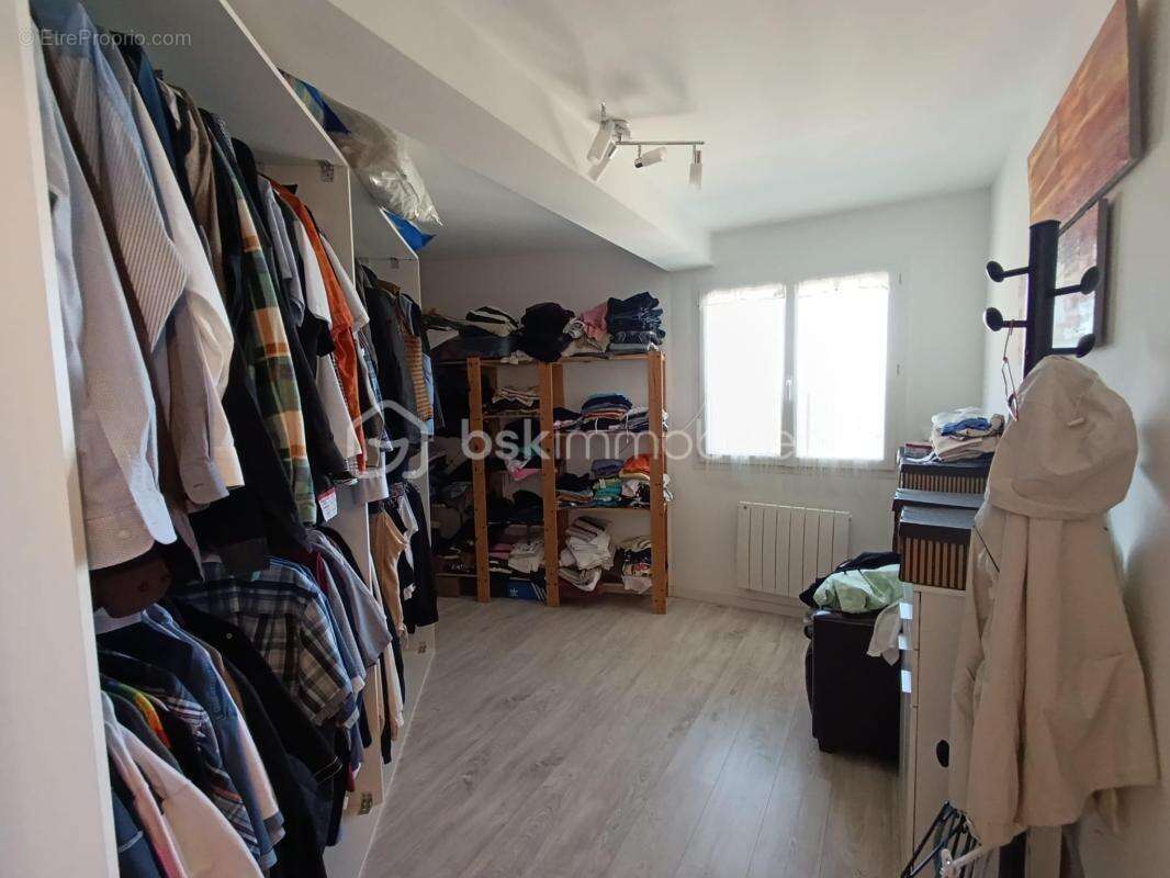 Maison rénovée - 4 pièces - 80m² - Au calme - Vue sur les montagnes - photo 9
