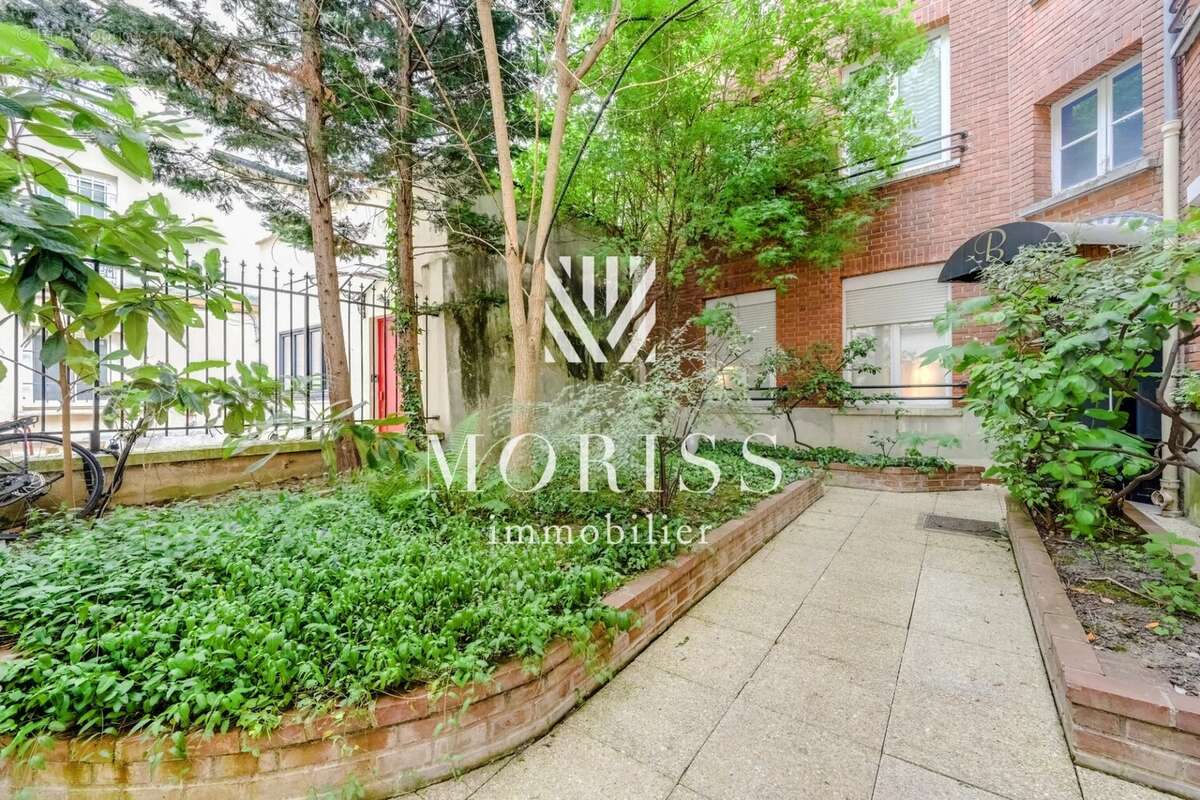 Appartement à PARIS-11E
