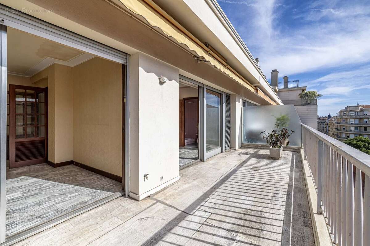 Appartement à NICE