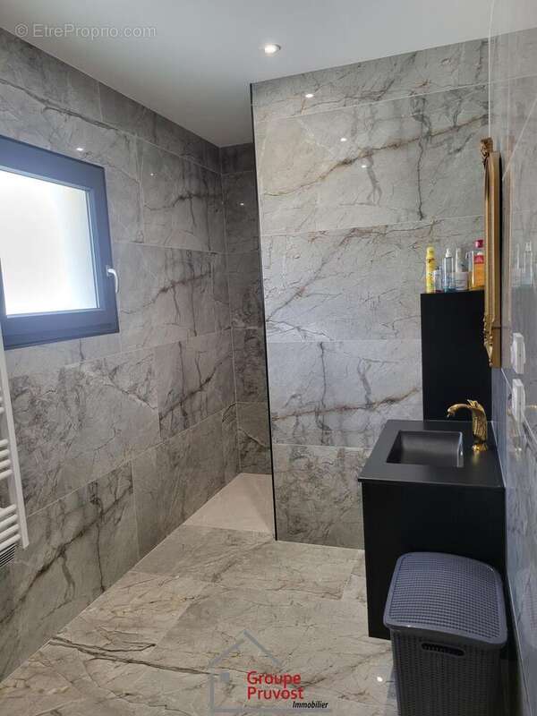 Photo 6 - Maison à ROANNE