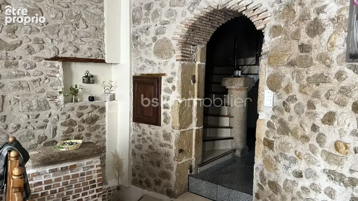 Maison de ville de caractère – deux appartements – condrieu - photo 9