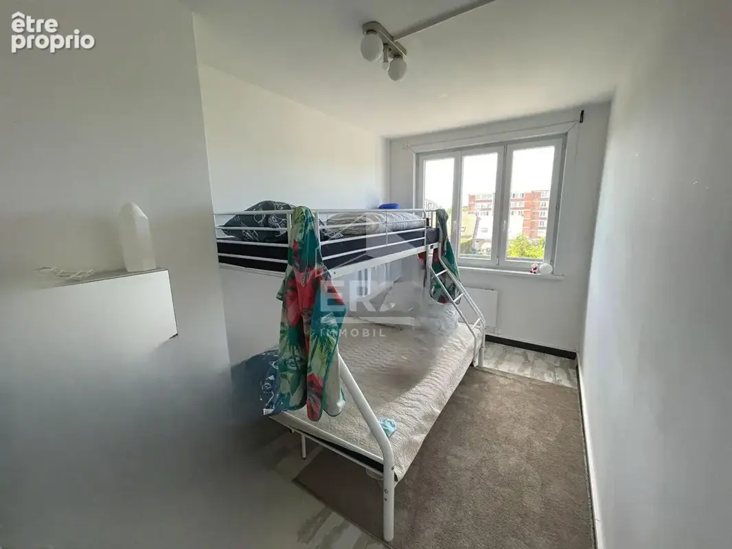 Immeuble de rapport Dunkerque local commercial loué et Duplex 2 chambres - photo 9