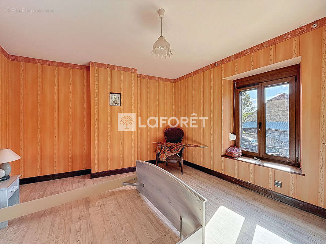 Maison à BRECHAINVILLE