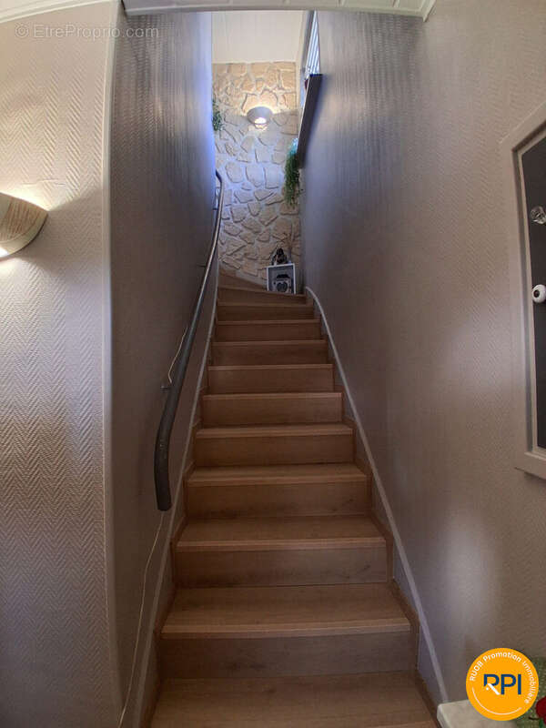 Maison 92 m² à Saint-Avold  - photo 7