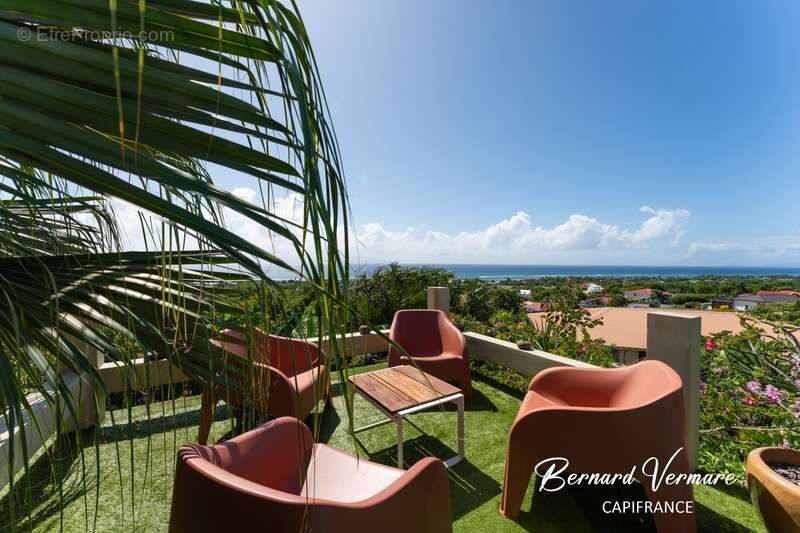 Maison à GRAND-BOURG