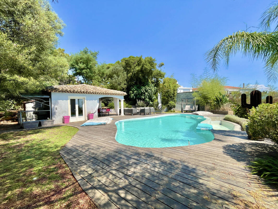 Maison à FREJUS