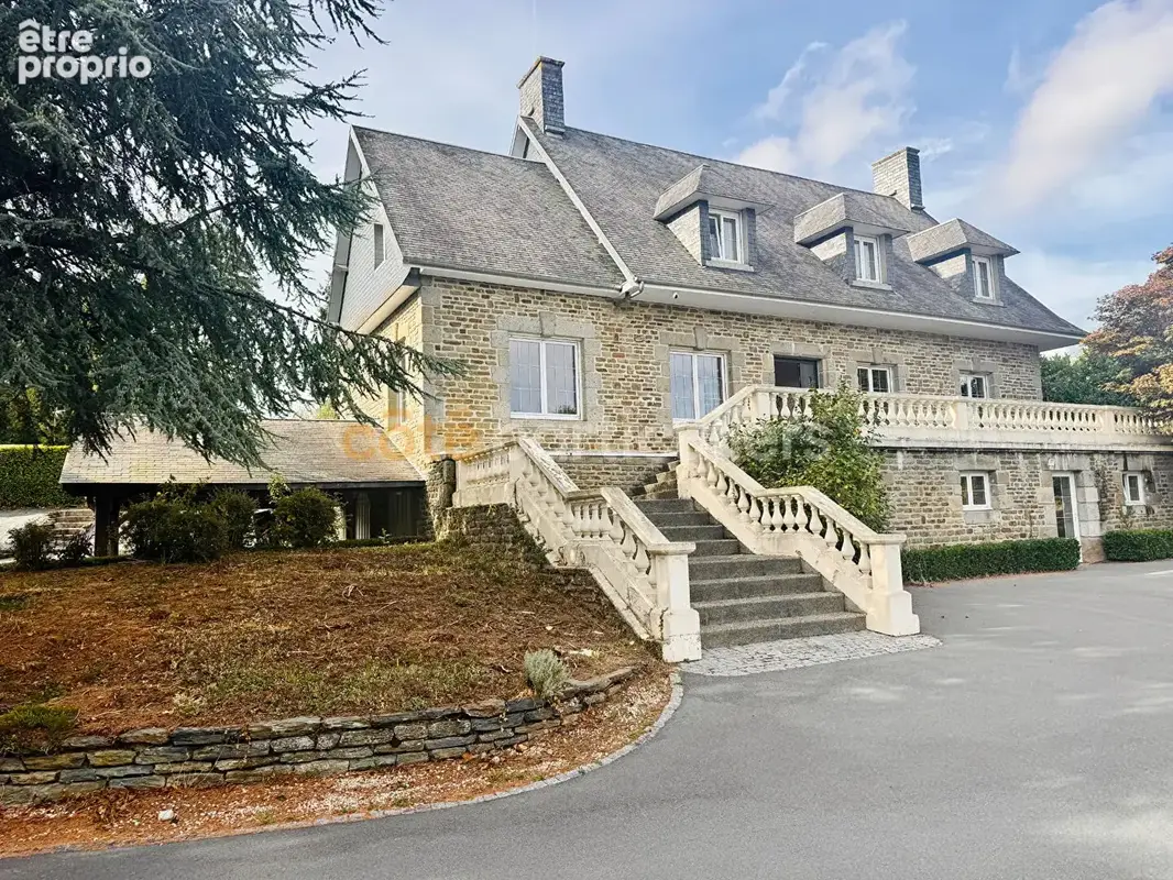 Photo Maison à Conde-Sur-Vire au prix de 439 000€