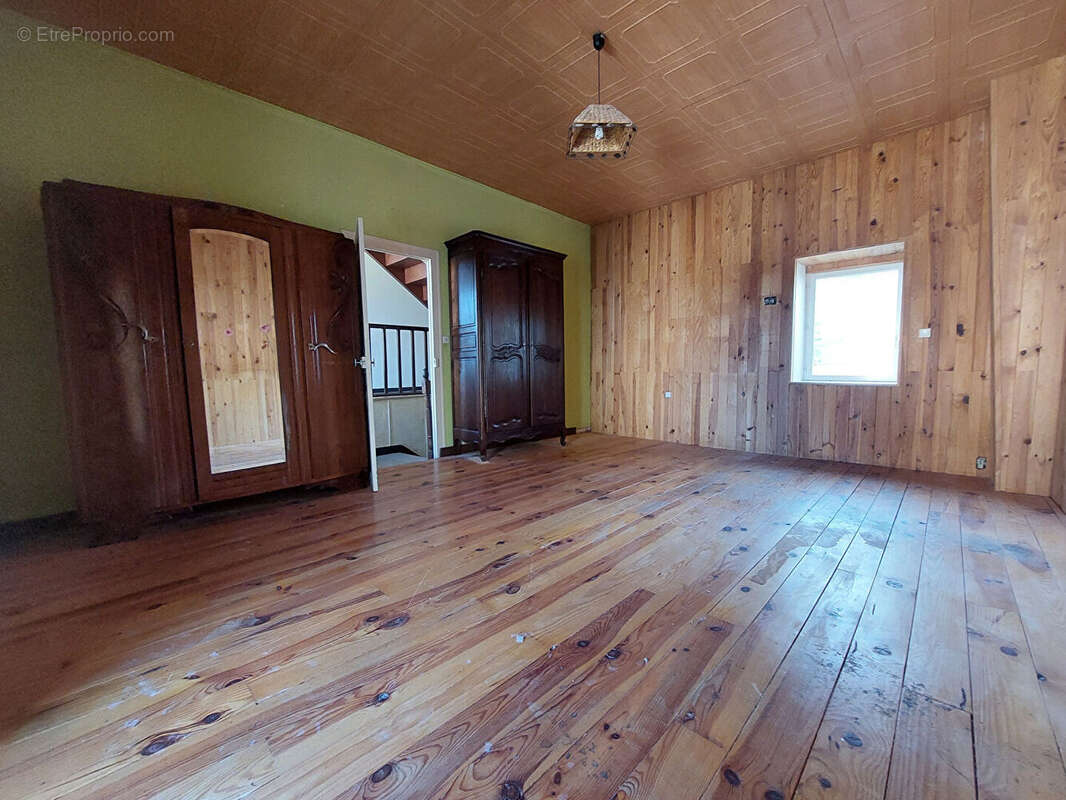 Maison à COLOMBIERS