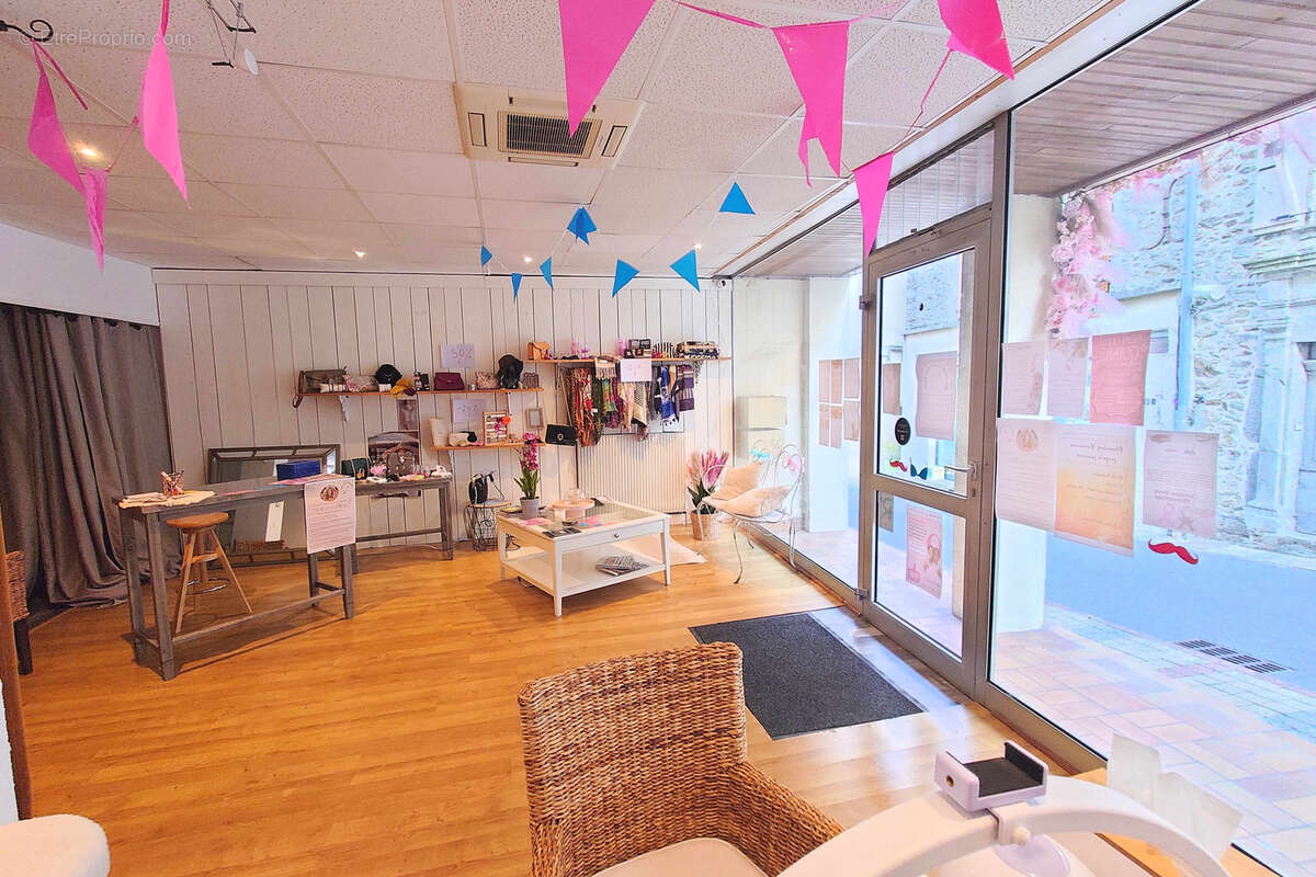 Commerce à RIEUPEYROUX