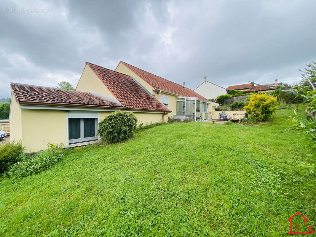 Maison individuelle - BELLEVILLE - photo 6