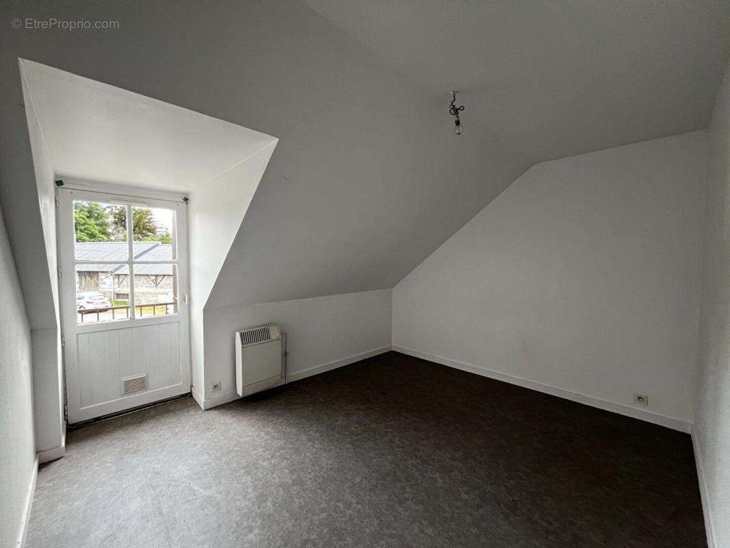 Maison à RENAZE
