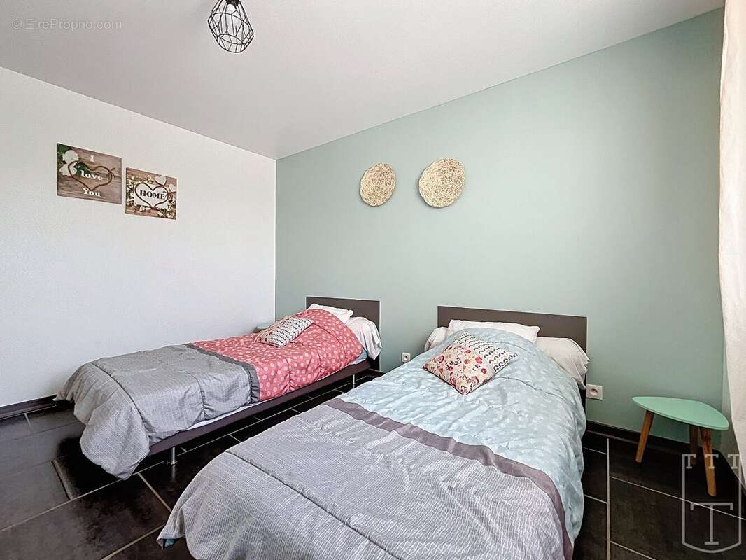 Maison à VALLON-PONT-D&#039;ARC