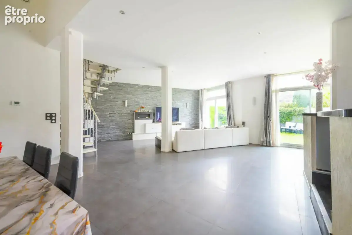 Maison de 4 pièces de 165 m² au Plessis-Robinson - photo 3