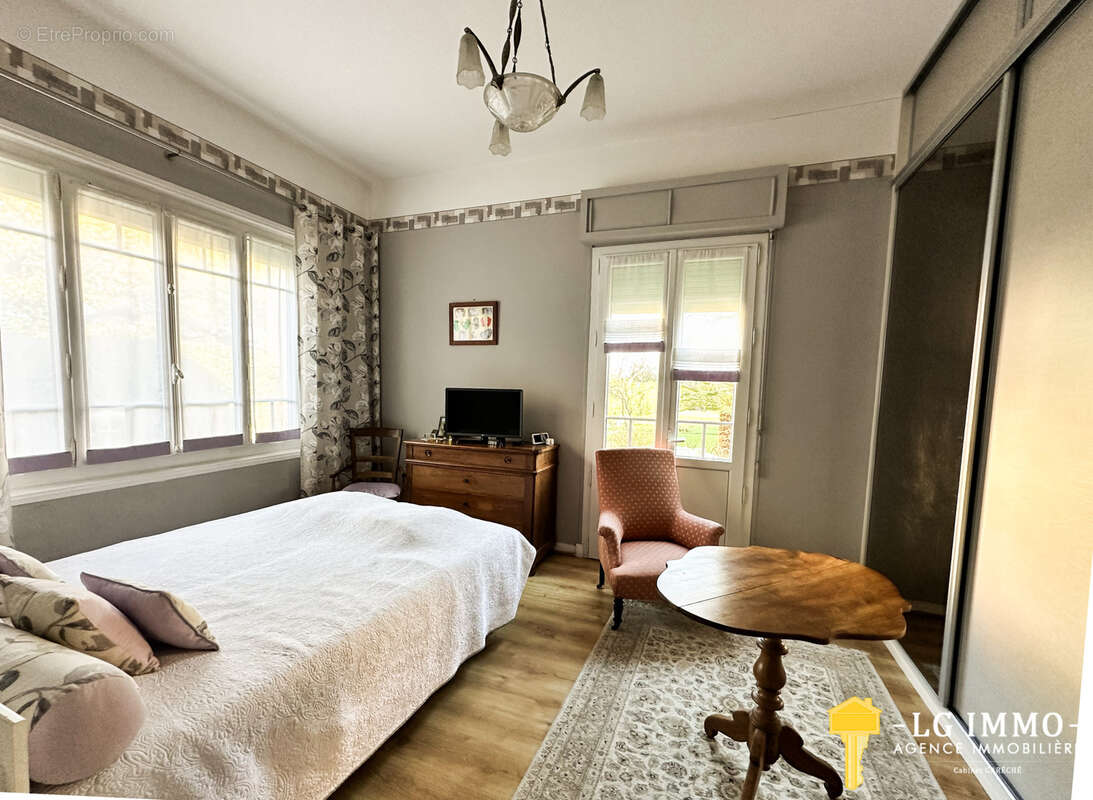 Maison à MESCHERS-SUR-GIRONDE