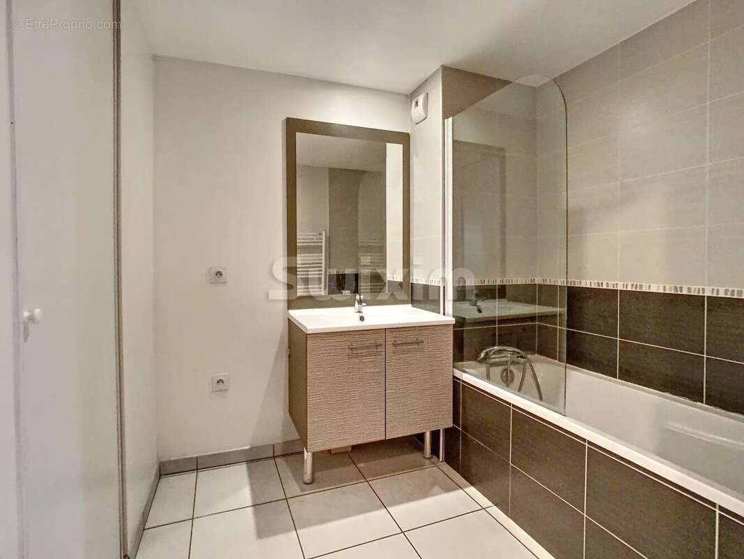 Appartement à LYON-8E