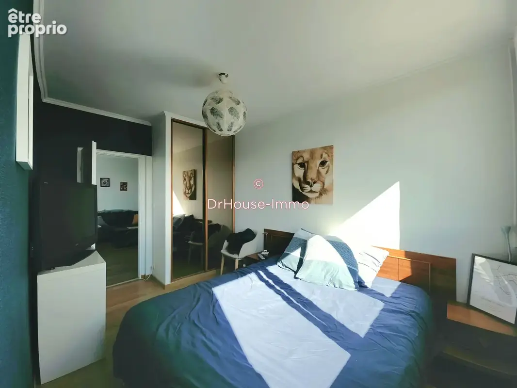 Appartement 74 m² à Beynes  - photo 8