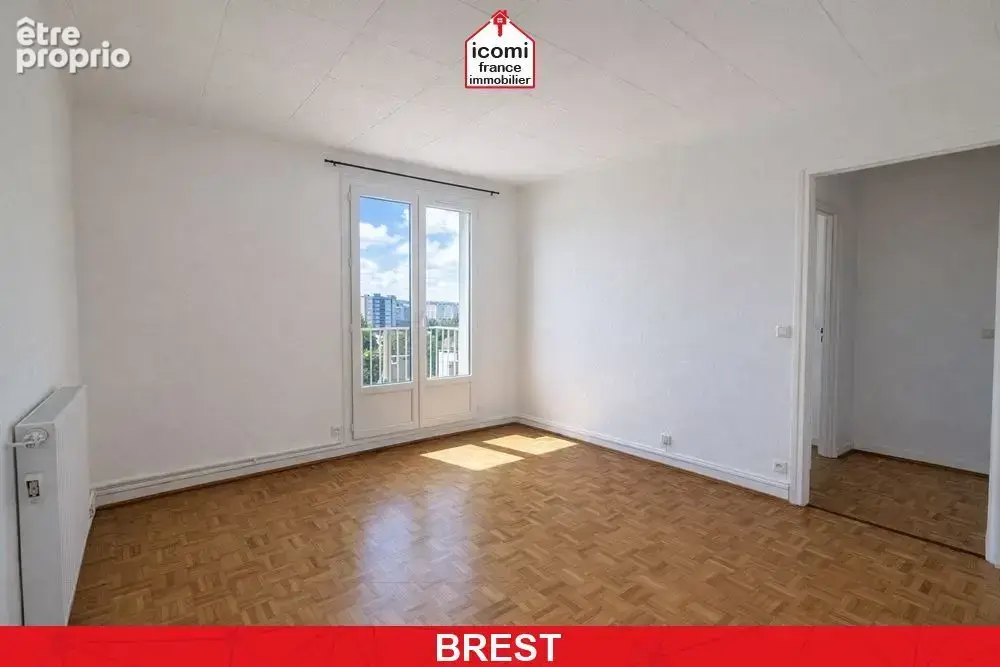 Finistere - brest (29200) - a vendre - appartement - 65m² - deux chambres - vue mer - ascenseur - 5eme etage - st michel - rare - photo 2