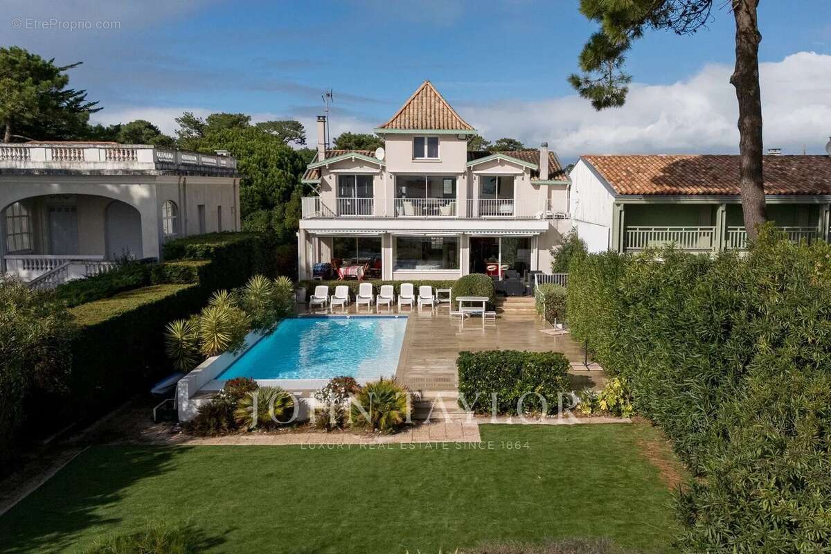 Maison à LEGE-CAP-FERRET